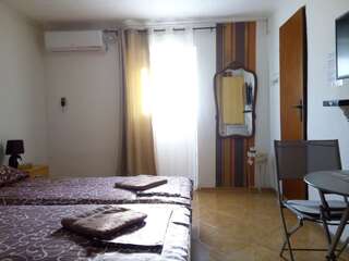 Апартаменты Vicky Apartments Котор Трехместный номер с террасой-4